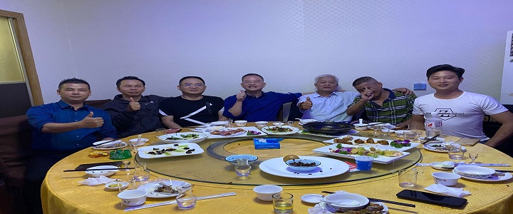 万一万二万三公后裔亲人欢聚南宁